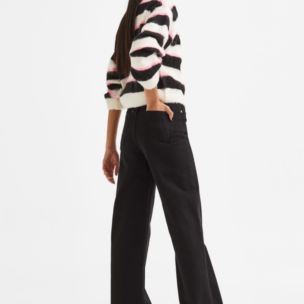 Black Pink Cream Stripe Knit Sweater - Picture 8 of 8